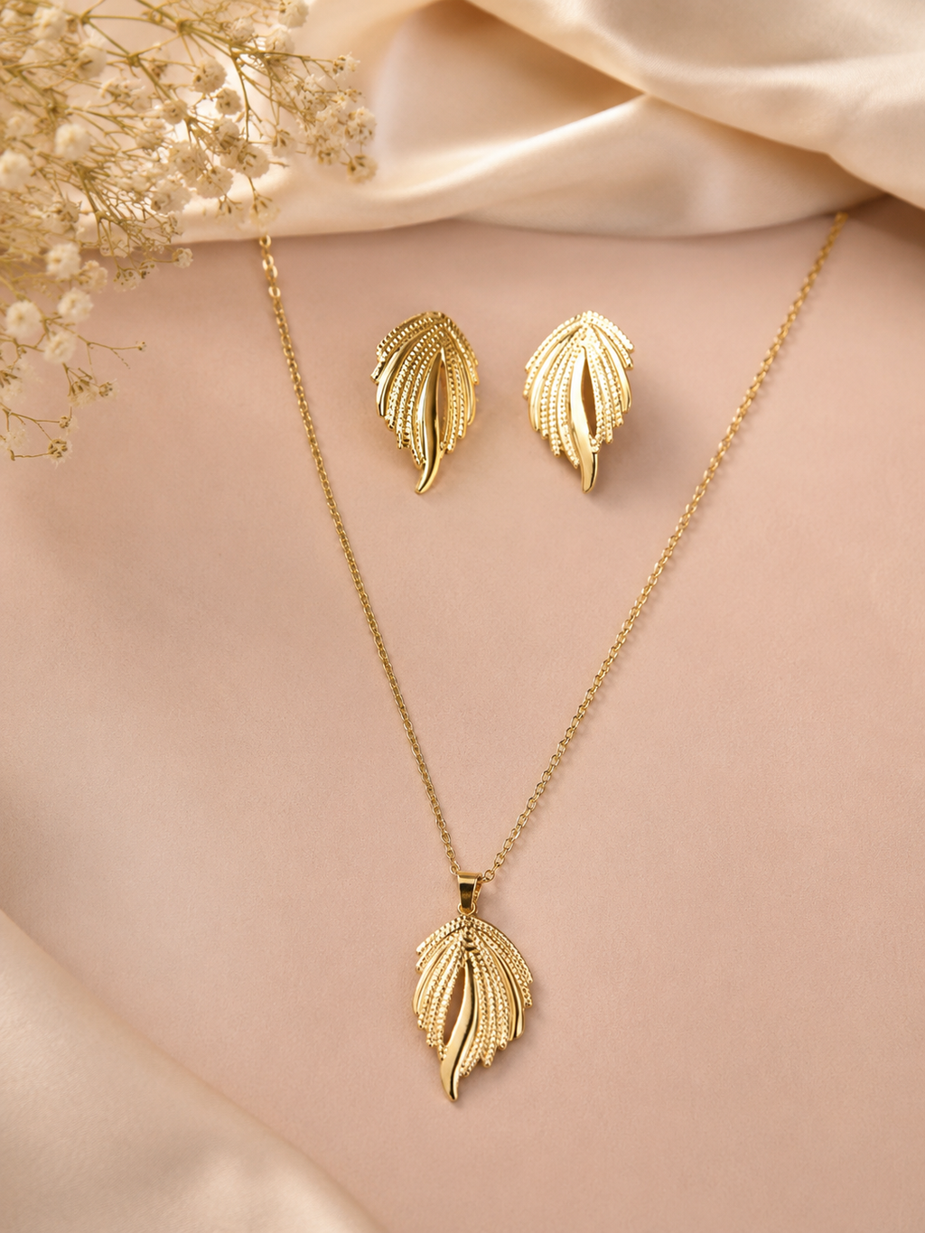 Elowen Necklace Set