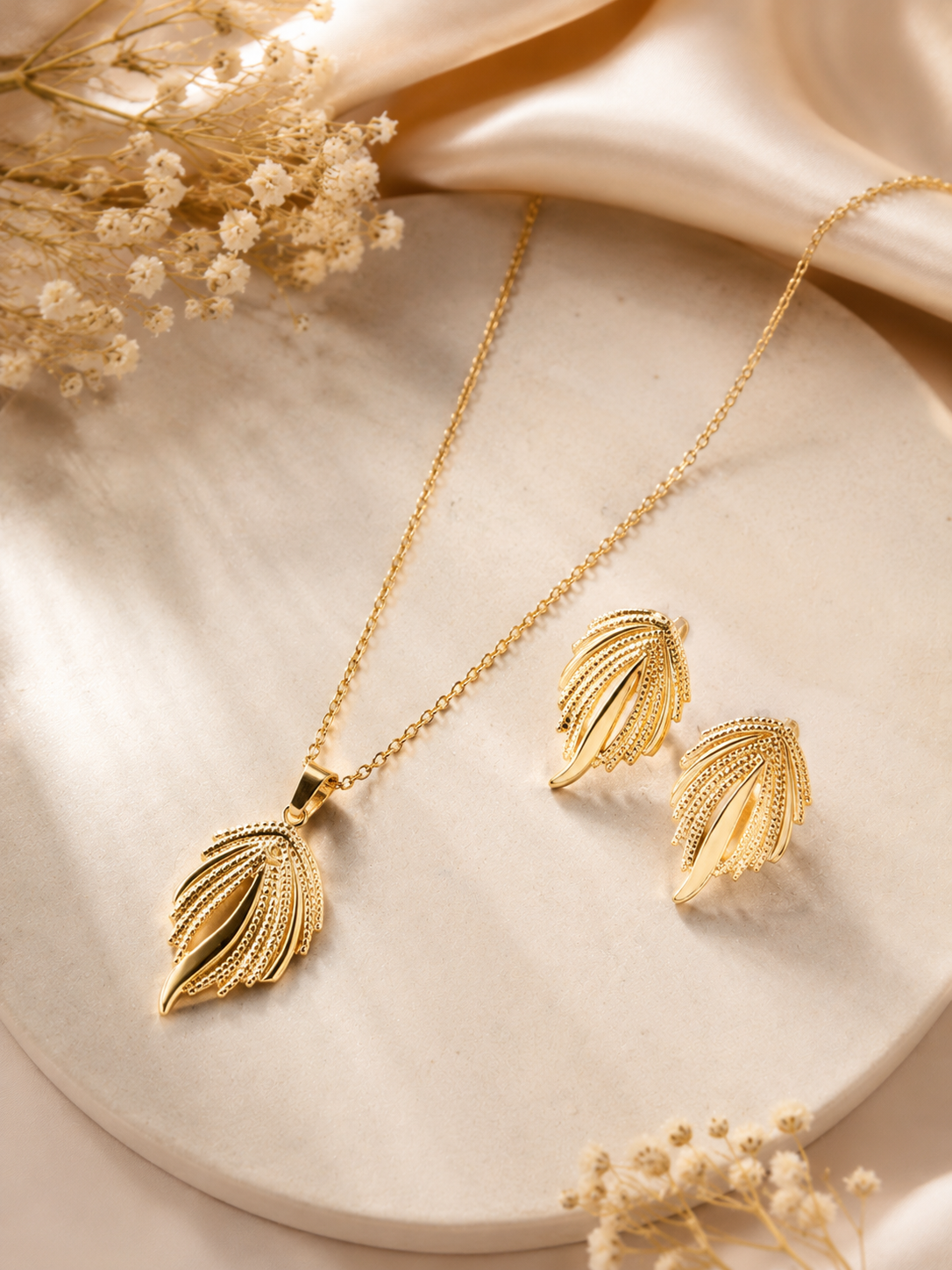 Elowen Necklace Set